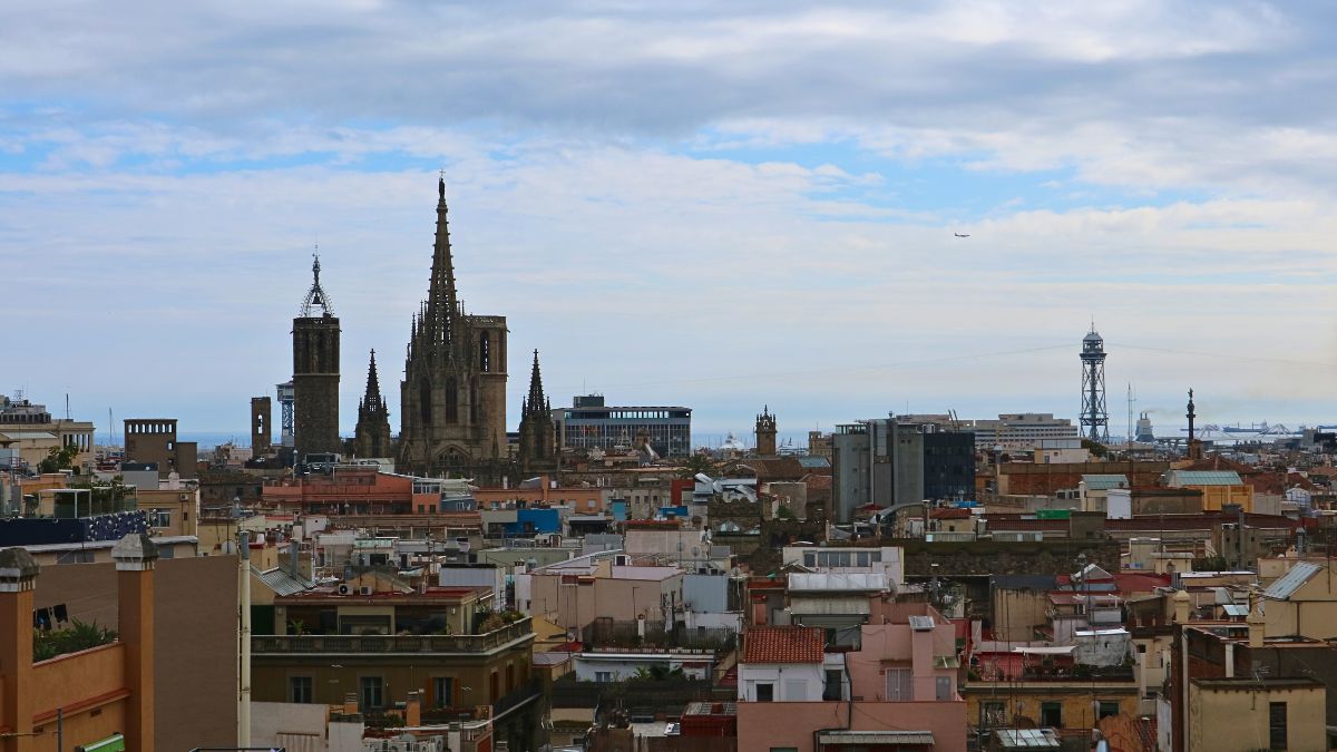 is-barcelona-safe-for-tourists-10-barcelona-safety-tips