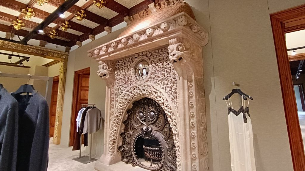 Massimo Dutti Store Passeig de Gracia