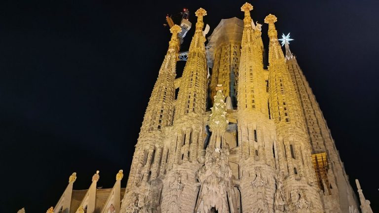 Best Hotels Near Sagrada Familia Barcelona Header